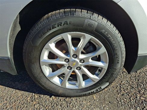 Certified 2021 Chevrolet Equinox LT image 8