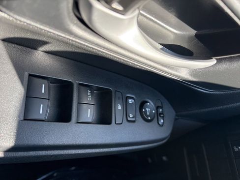 Used 2020 Honda CR-V LX image 13