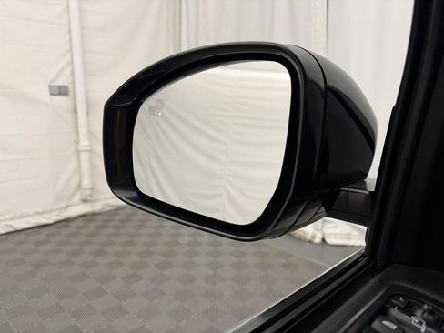 Used 2016 Land Rover LR4 HSE Silver Edition AWD/4WD image 15