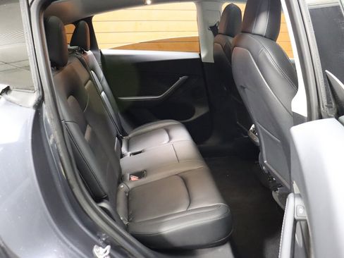 Used 2022 Tesla Model Y Performance image 60