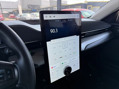 Used 2021 Ford Mustang Mach-E Select image 18