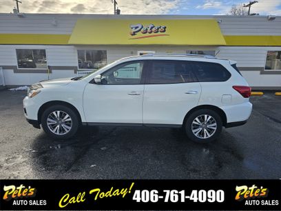 Used 2018 Nissan Pathfinder SV