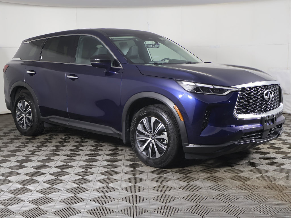 Used 2025 INFINITI QX60 Pure AWD/4WD image 3