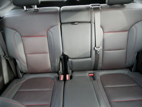 Used 2021 Chevrolet Blazer RS w/ Enhanced Convenience Package image 13