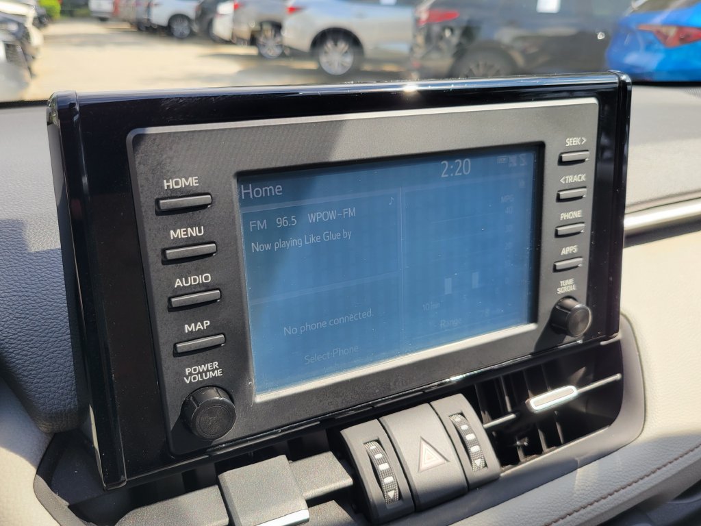 Used 2019 Toyota RAV4 XLE Premium FWD image 29