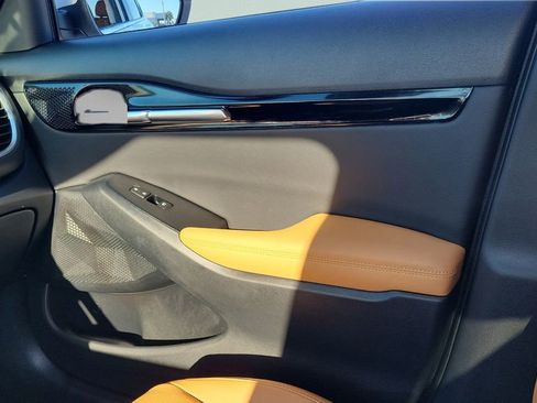 Used 2025 Kia Seltos EX w/ EX Sunroof Package FWD image 13