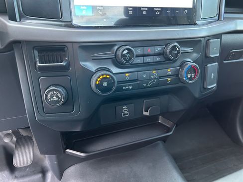 Used 2025 Ford F150 XL RWD image 36