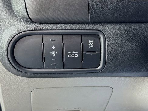 Used 2016 Kia Forte EX image 11