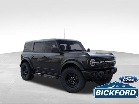 New 2026 Ford Bronco Badlands w/ Black Appearance Package AWD/4WD image 7