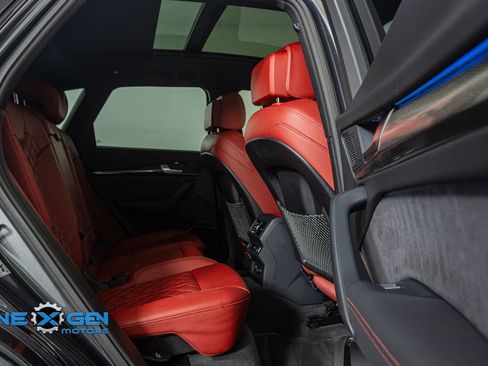 Used 2024 Audi SQ5 Prestige image 34