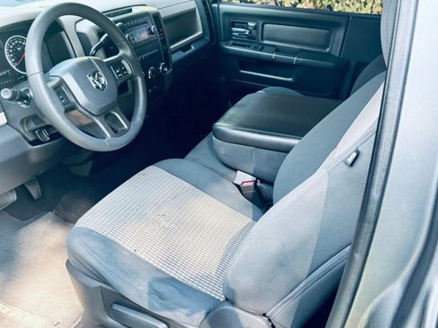 Used 2012 RAM 1500 Express RWD image 21