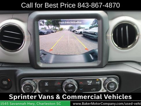 Used 2021 Jeep Gladiator Overland AWD/4WD image 9