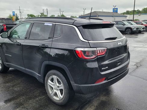 Used 2024 Jeep Compass Latitude AWD/4WD image 4