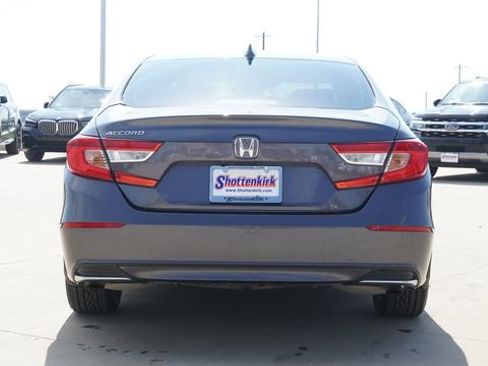 Used 2018 Honda Accord EX-L image 8
