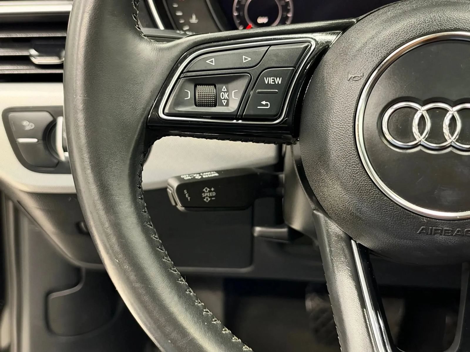 Used 2018 Audi A4 2.0T Premium AWD/4WD image 30