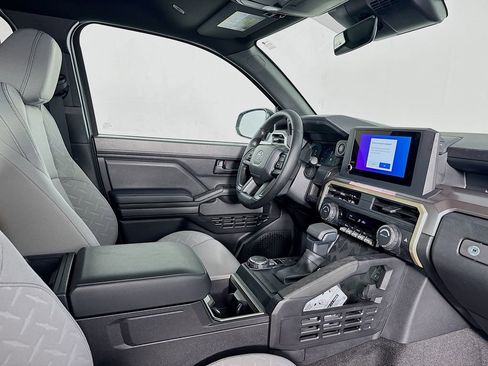 New 2026 Toyota Tacoma SR5 image 32