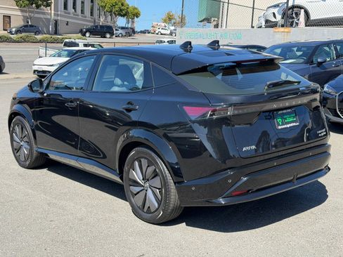 Used 2024 Nissan Ariya AWD image 7