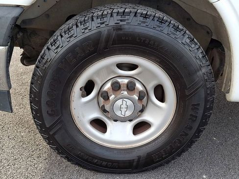 Used 2018 Chevrolet Express 3500 LT w/ LT Preferred Equipment Group image 10