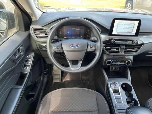 Used 2025 Ford Escape Active FWD image 11