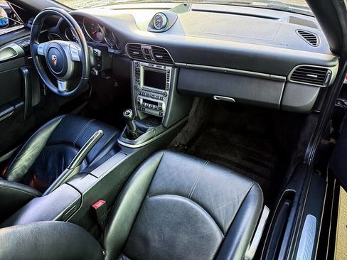 Used 2005 Porsche 911 Carrera image 21