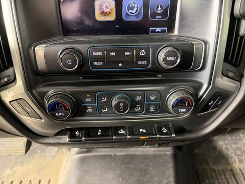 Used 2018 Chevrolet Silverado 1500 LT w/ All Star Edition AWD/4WD image 22