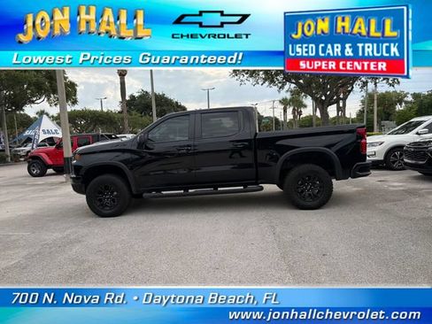 Used 2025 Chevrolet Silverado 1500 ZR2 w/ Technology Package AWD/4WD image 5