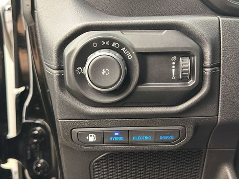 Used 2024 Jeep Wrangler Unlimited Sahara w/ Safety Group image 30