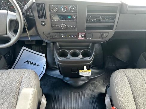 New 2025 GMC Savana 3500 Extended w/ Driver Convenience Package image 19