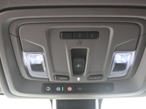 Used 2019 GMC Sierra 1500 SLT w/ SLT Premium Plus Package AWD/4WD image 26