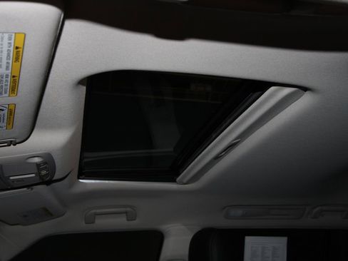 Used 2024 Nissan Armada Platinum w/ Captain's Chairs Package image 21