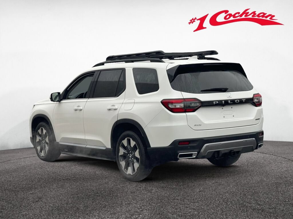New 2026 Honda Pilot Touring image 4