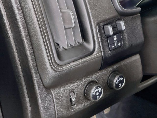 Used 2017 GMC Canyon SLE w/ SLE Convenience Package AWD/4WD image 11