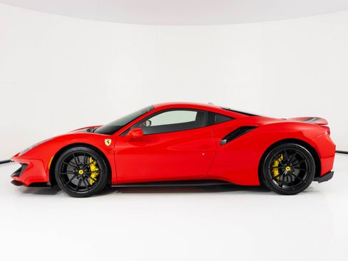 Used 2019 Ferrari 488 Pista Coupe image 6