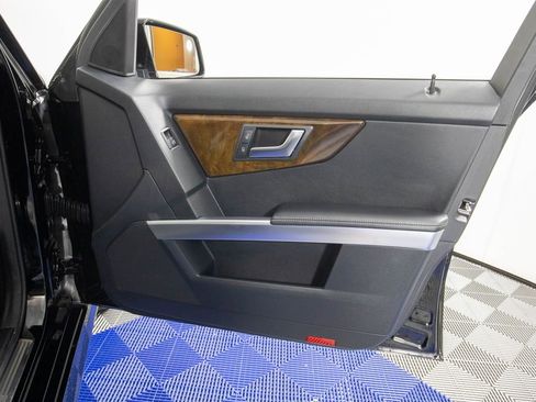 Used 2014 Mercedes-Benz GLK 350 2WD image 12