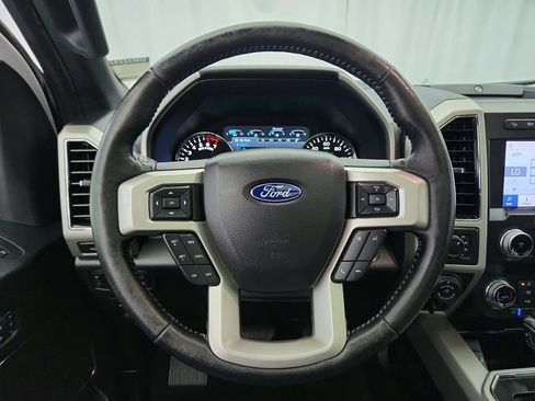 Used 2020 Ford F150 Lariat w/ Equipment Group 502A Luxury AWD/4WD image 14