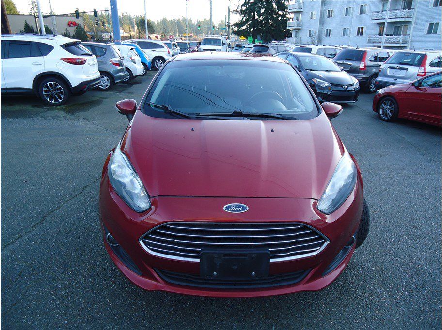 Used 2016 Ford Fiesta SE w/ Equipment Group 201A FWD image 2