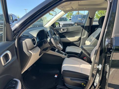New 2026 Hyundai Venue SEL FWD image 22