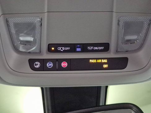 Used 2017 Chevrolet Malibu LT w/ Leather Package image 21