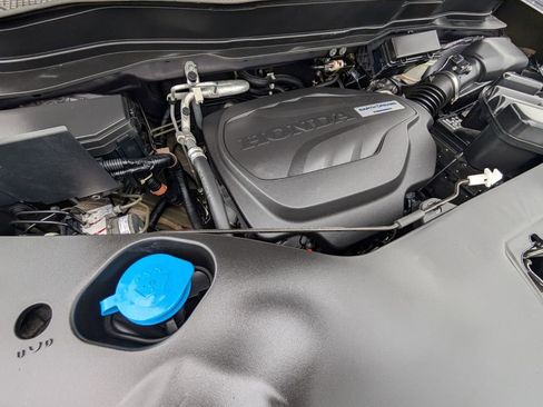 Used 2019 Honda Pilot Elite image 22