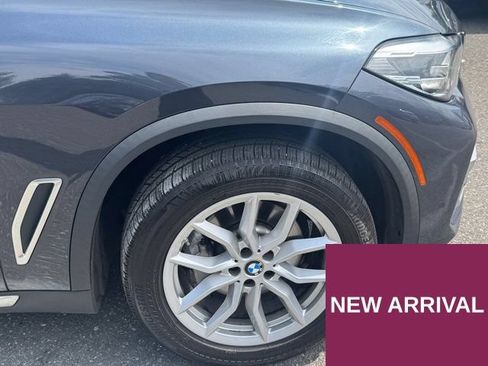 Used 2022 BMW X5 xDrive40i w/ Premium Package AWD/4WD image 9