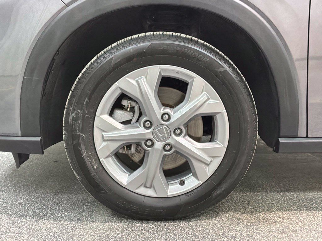 Certified 2024 Honda HR-V LX image 33