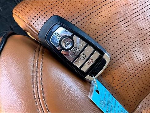 Used 2020 Lincoln Aviator Black Label image 11