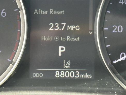Used 2021 Lexus IS 300 RWD image 17