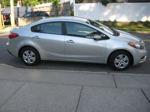 Used 2014 Kia Forte LX FWD image 4