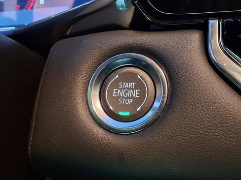 New 2026 GMC Canyon Elevation w/ Convenience Package image 9