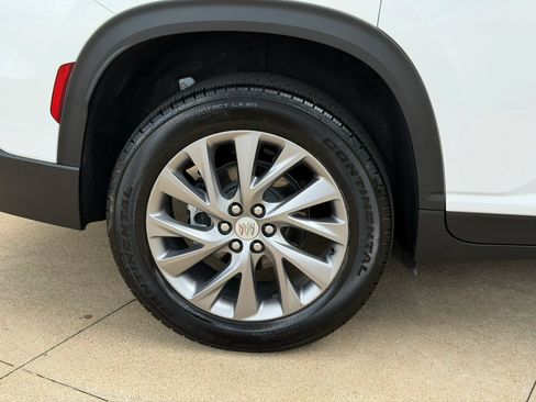Used 2026 Buick Enclave Preferred FWD image 8