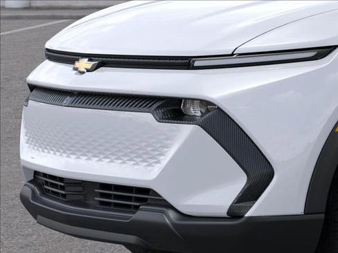 New 2026 Chevrolet Equinox EV LT image 13