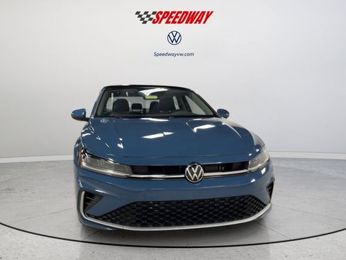 New 2026 Volkswagen Jetta SE FWD image 3