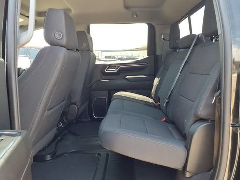 Used 2023 Chevrolet Silverado 1500 LT w/ Safety Package AWD/4WD image 10