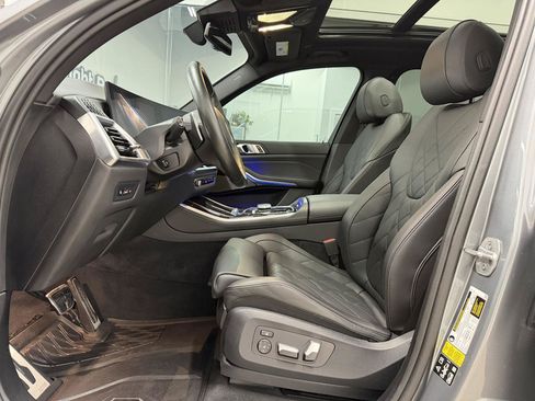 Used 2024 BMW X5 xDrive40i w/ M Sport Package AWD/4WD image 8